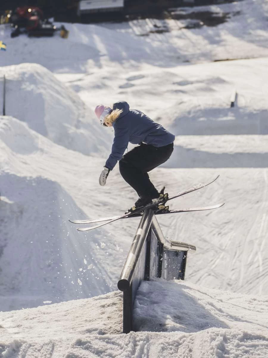 Armada Ladies ARW 96 Flat Ski 2022-2023 7 Armada Ladies ARW 96 Flat Ski 2022-2023 - Image 5