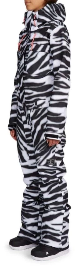 DC Ladies Vanguard Jumpsuit 2021-2022 10 DC Ladies Vanguard Jumpsuit 2021-2022 -Ski clothing for me! dc ladies vanguard jumpsuit 2021 2022 274492296