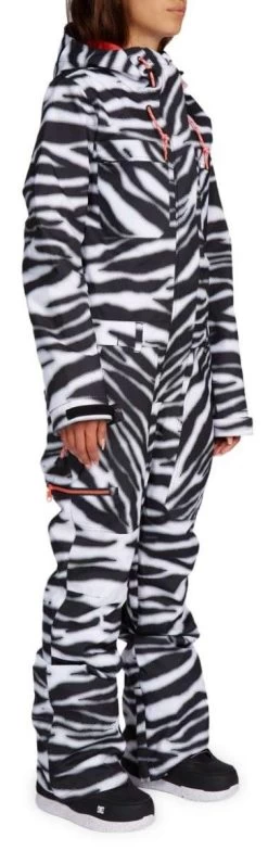 DC Ladies Vanguard Jumpsuit 2021-2022 11 DC Ladies Vanguard Jumpsuit 2021-2022 -Ski clothing for me! dc ladies vanguard jumpsuit 2021 2022 340635642
