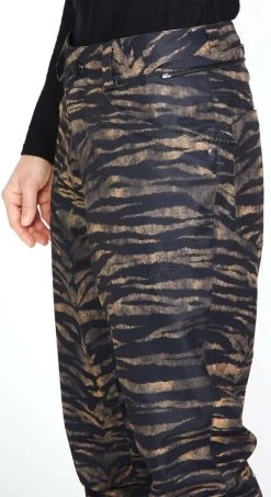 Volcom Ladies Hallen Shell Pant 2022-2023 19 Volcom Ladies Hallen Shell Pant 2022-2023 -Ski clothing for me! volcom ladies hallen shell pant 2022 2023 ski pro 333967012